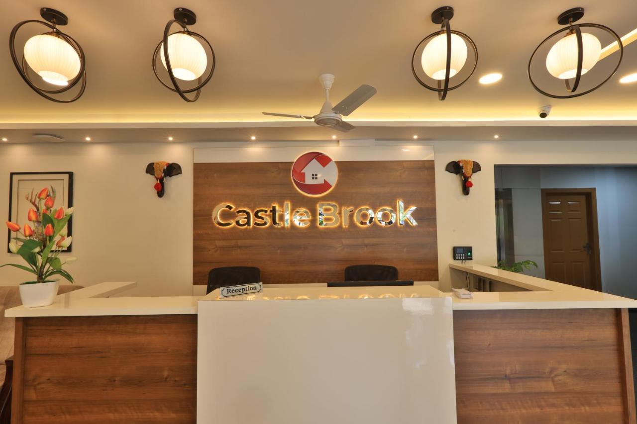 Castle Brook Residential Homestay Тірувалла Екстер'єр фото