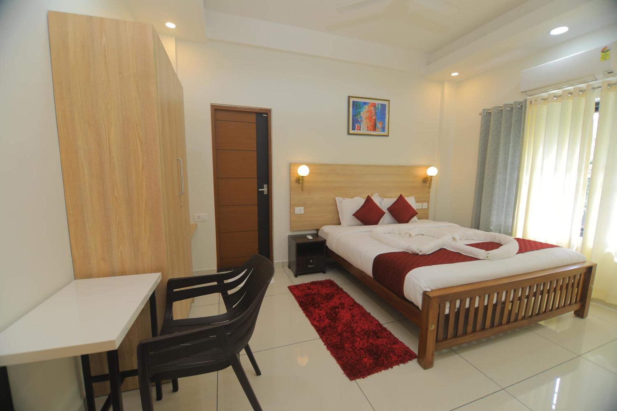Castle Brook Residential Homestay Тірувалла Екстер'єр фото