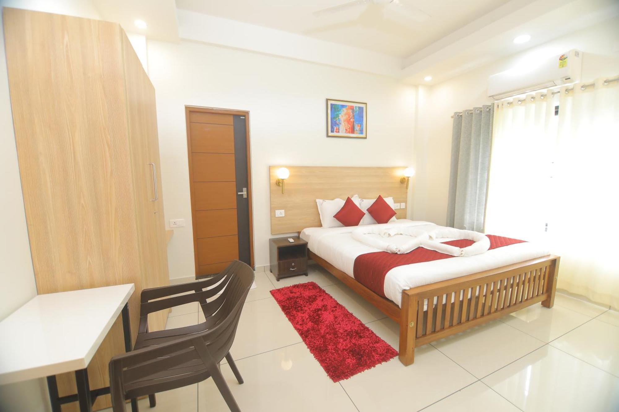 Castle Brook Residential Homestay Тірувалла Екстер'єр фото